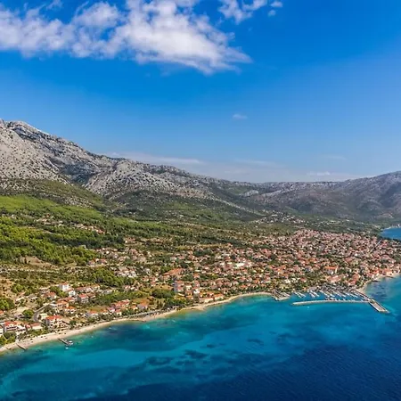 In With Terrace, Air Conditioning, Wifi