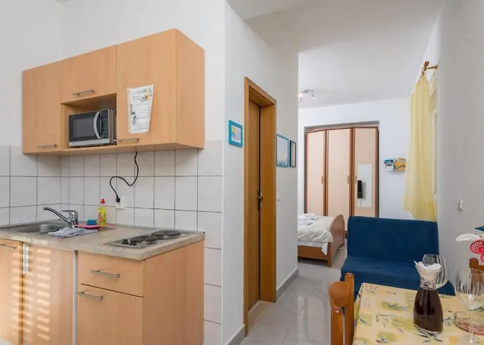 In With Terrace, Air Conditioning, Wifi Apartman